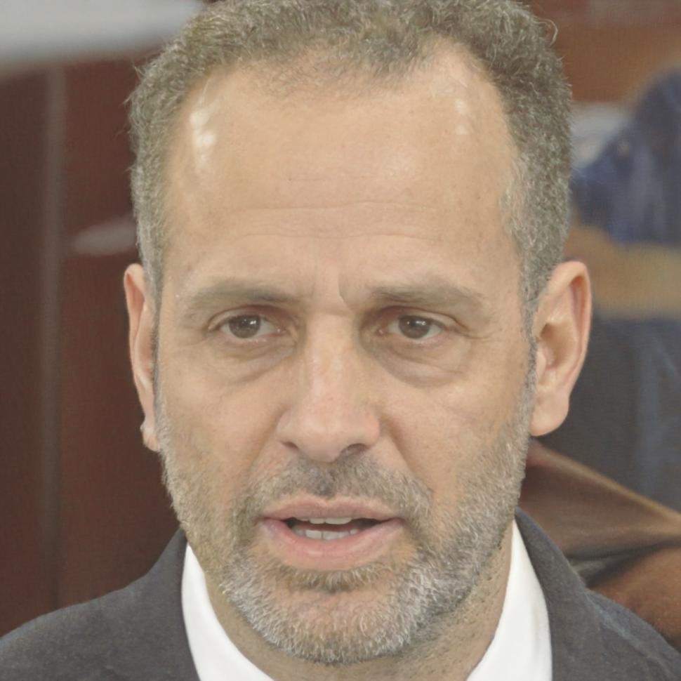 Perfil de Alejandro Vega